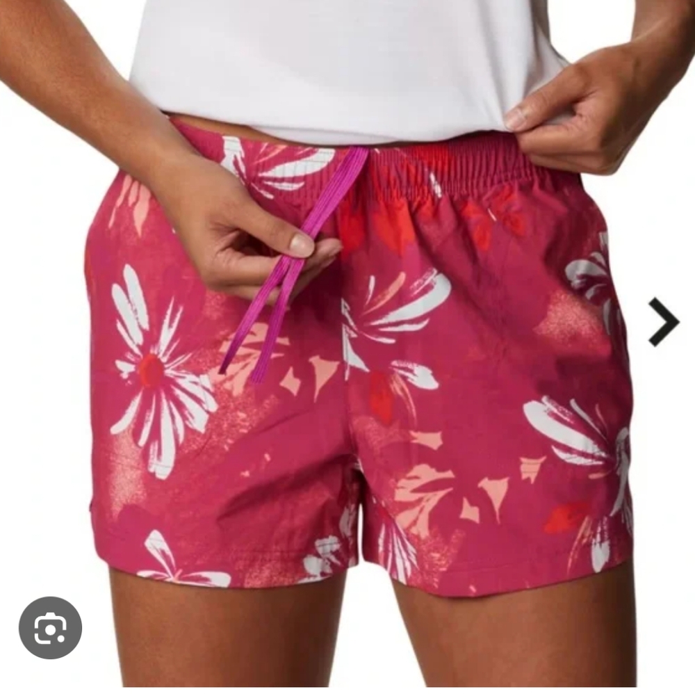 Columbia Short Court Shorts Women’s XXL Reg Fit Floral 5" Inseam Athletic Sport.
